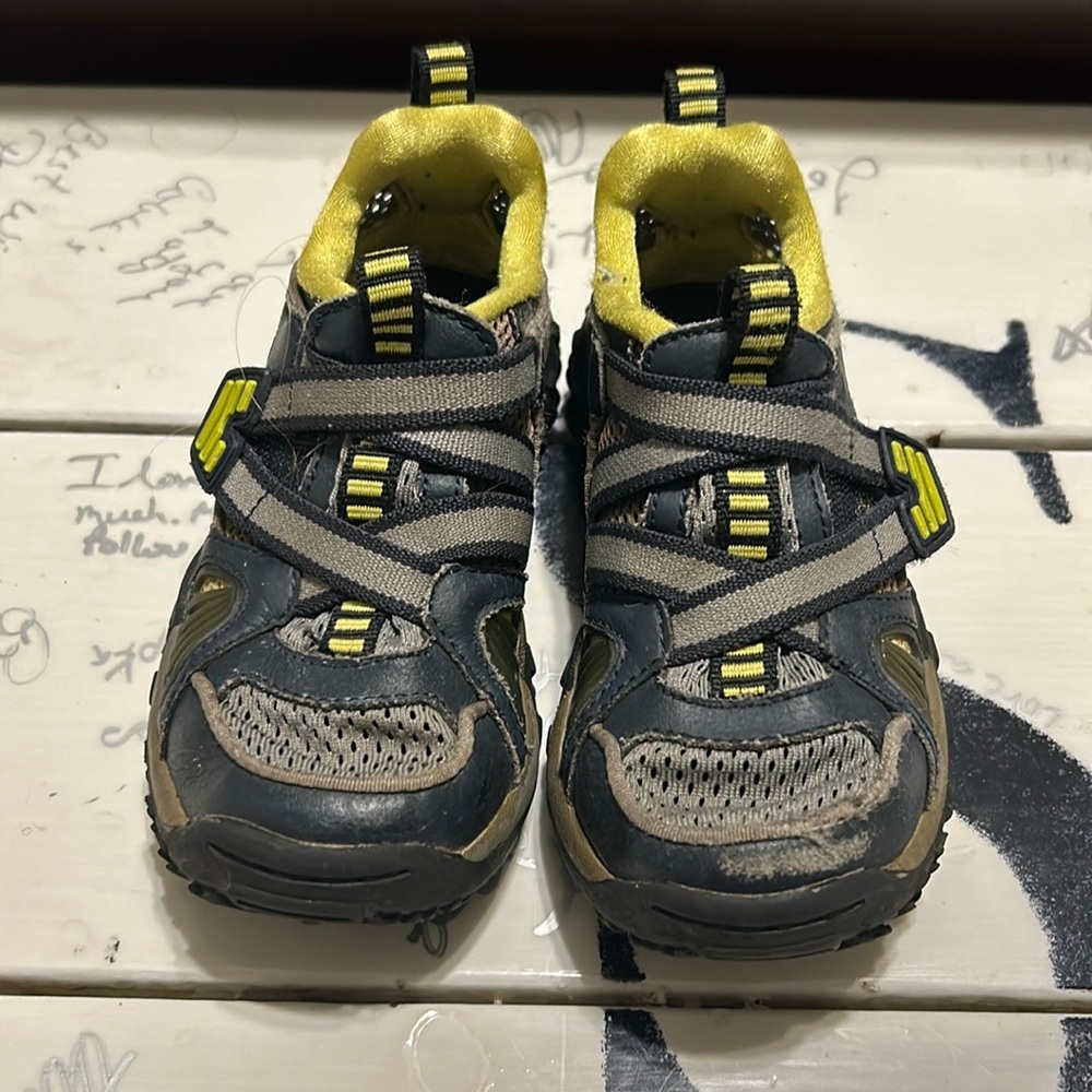 Hiking shoes
